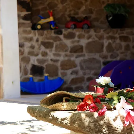 Casa Duas Fontes *