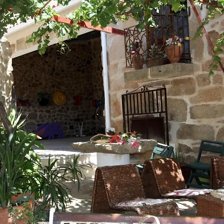 Casa Duas Fontes *