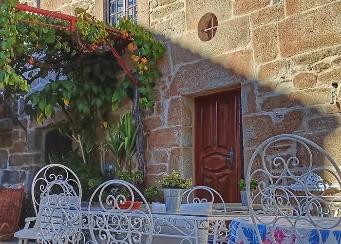 Casa Duas Fontes بيت للعطل Capinha