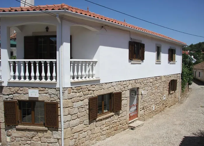 Casa Duas Fontes Hébergement de vacances *